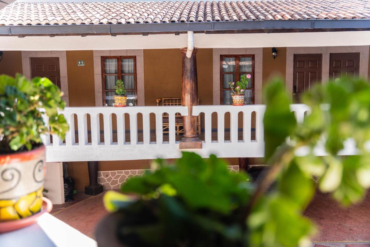 Casa Graciela Hotel Pátzcuaro Екстериор снимка