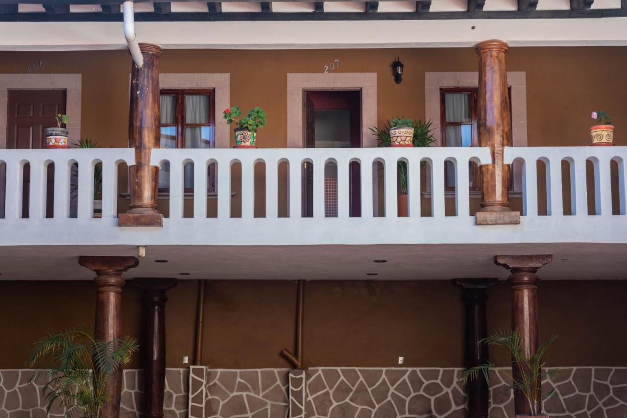 Casa Graciela Hotel Pátzcuaro Екстериор снимка